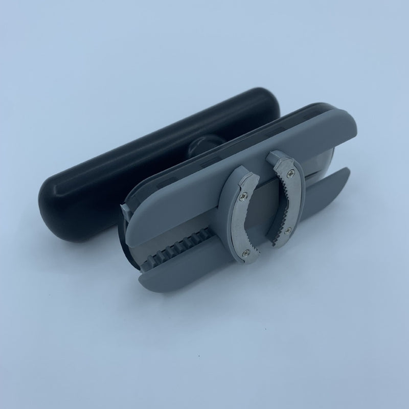 Adjustable Jar & Bottle Opener